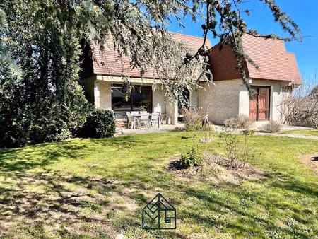 vente villa 7 pièces 144 m² à commelle-vernay (42120)  340 000 €