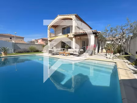 vente maison 4 pièces 138m2 le grau-du-roi 30240 - 250000 € - surface privée