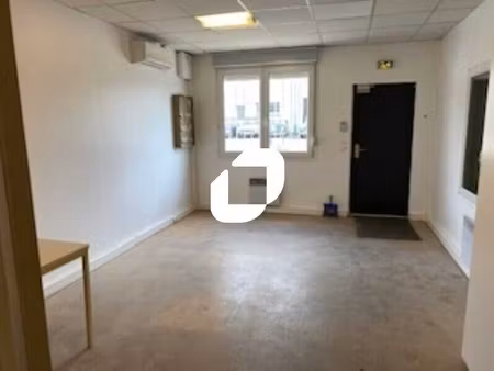 location local d’activités morainvilliers 78630 276m²