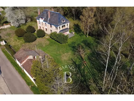 vente propriété 17 pièces 258.63 m² à avallon (89200)  358 704 €