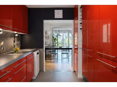 maiosn de 138m2 avec un f2 indépendant de 35m2