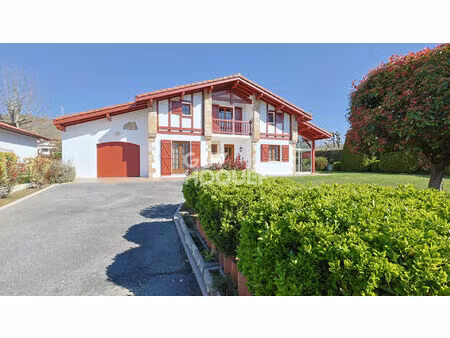 maison hasparren 6 pièce(s) 167.39 m2