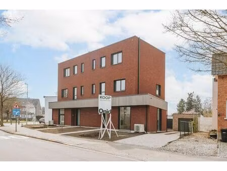 huis te koop in boechout met 4 slaapkamers