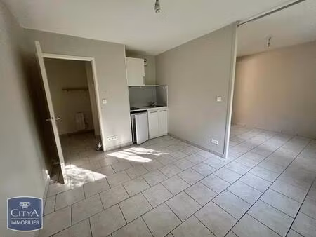 location appartement 2 pièces 31m² le mans 72000