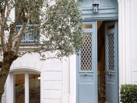 maison de luxe à louer dans le quartier auteuil nord