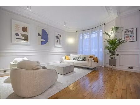 appartement de luxe à louer dans le quartier saint gervais