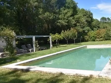 maison de luxe à louer à aix-en-provence