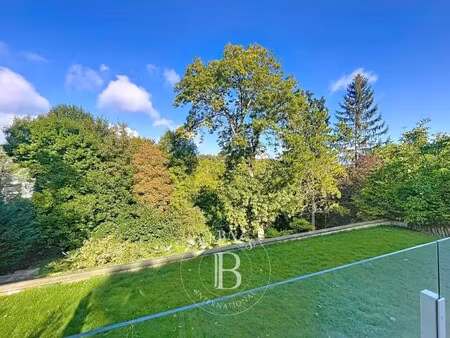 maison de luxe à louer dans le quartier ouest