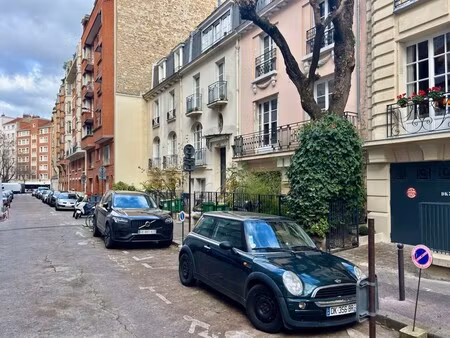 maison de luxe à louer dans le quartier vaugirard-parc des expositions