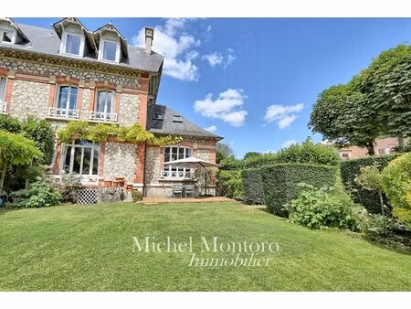 maison de luxe à louer dans le quartier péreire