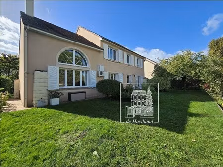 maison de luxe à louer à croissy-sur-seine