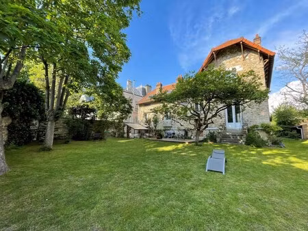 maison de luxe à louer à argenteuil