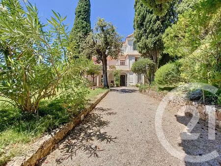 maison de luxe à louer à nice
