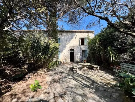 maison sorgues 7 pièce(s) 170 m2+ hangar 180 m²