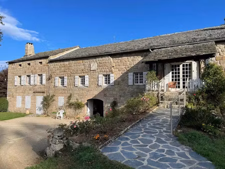 vente ferme 258 m² à chenereilles (43190)  470 000 €