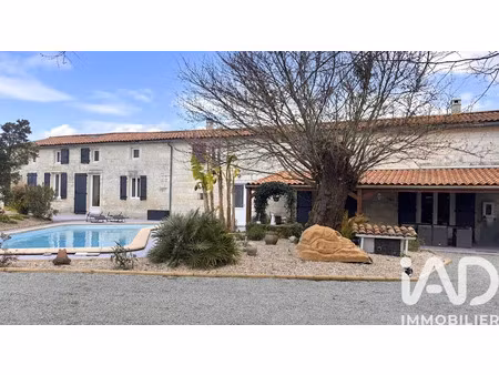 vente maison 9 pièces 247 m² à les gonds (17100)  489 000 €