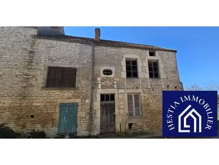 maison ancienne en pierre à rénover entièrement