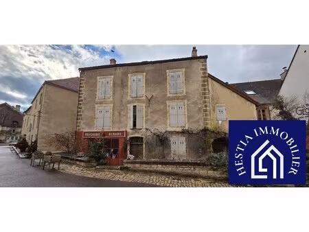 maison ancienne au coeur de flavigny