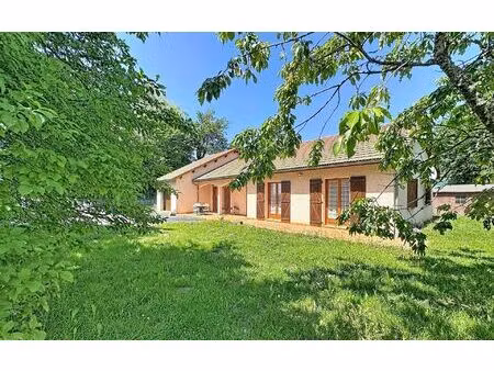 maison saint-ours m² t-5 à vendre  259 000 €