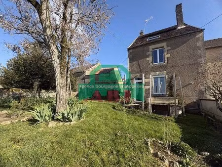58  exclusivité agence - maison de campagne hab de suite sur 1354m2 de terrain clos.