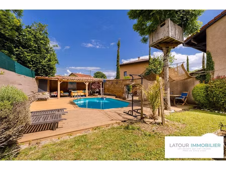vente maison 10 pièces 220 m² à bourgoin-jallieu (38300)  649 000 €