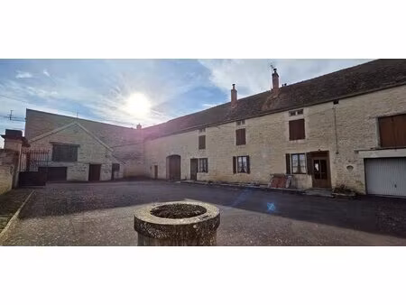 maison de caractère avec dépendances