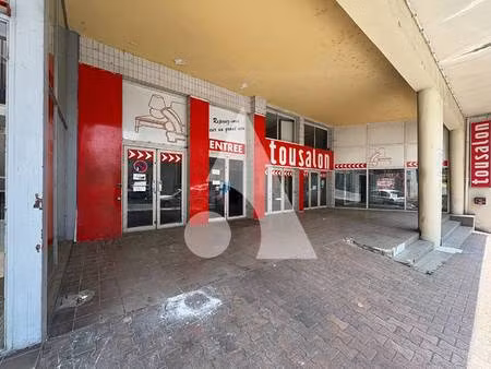 local commercial à vendre