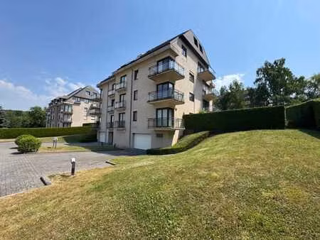 lumineux appartement trois chambres au centre de waterloo