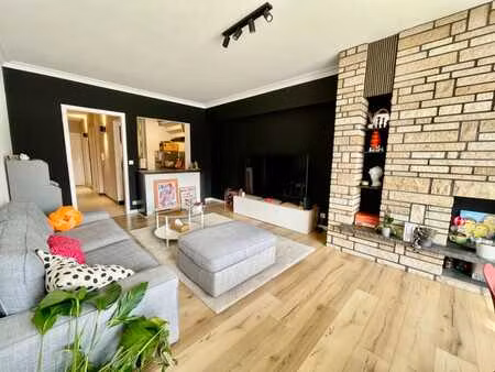 appartement vue meuse en très bon état