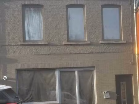 maison 5ch courcelles  epc c  200000€