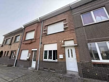 maison avec terrasse orientée sud proche des commodités