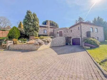 magnifique villa offrant un magnifique cadre de vie