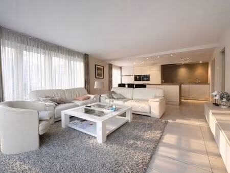 appartement à louer à heist-aan-zee € 1.000 (llgpf) - willem cauwels real estate | zimmo