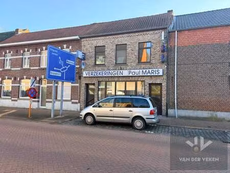 2 slaapkamer appartement in centrum van zonhoven.