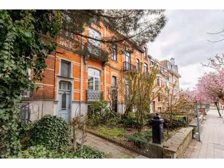 a deux pas du bois de la cambre maison (5ch/4sdb) de 268 m²