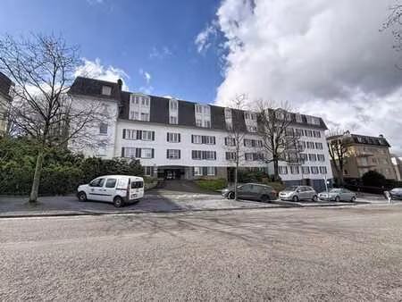 heusy : appartement deux chambres + terrasse et garage