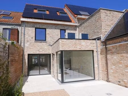 maison à louer à moerkerke € 1.200 (lmk8z) | zimmo