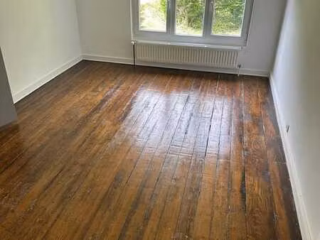 maison 2 ch. avec garage et jardin