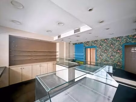 local d'activités à vendre