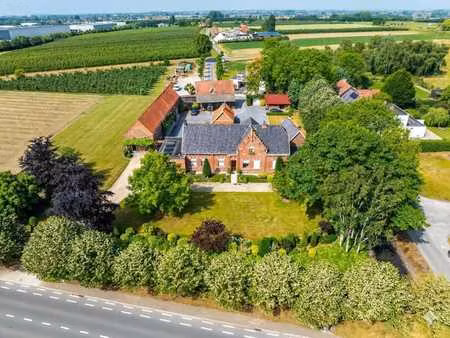 ferme historique de caractère à sint-eloois-winkel