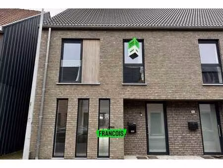 instapklare nieuwbouwwoning met 4 slaapkamers en energiezui…
