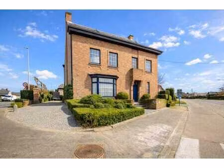 maison de prestige à rénover sur 708 m² à merelbeke