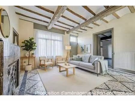 spacieuse maison rénovée avec dépendances à genly