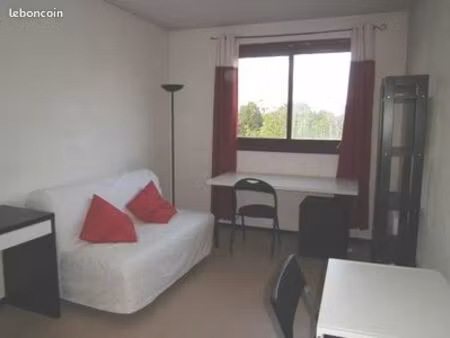 studio 1 pièce 17 m²