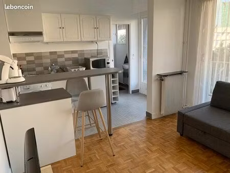 studio  la défense meublé /sem