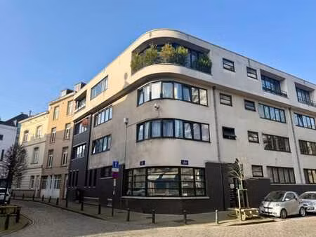 rogier - rdc commerce/ bureau / prof. liberale +/- 100m2 !