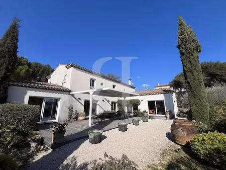 vente villa 8 pièces 280 m² à pernes-les-fontaines (84210)  1 277 000 €