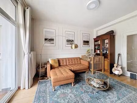 appartement 2 chambres avec terrasse - quartier ulb