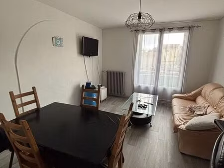 appartement t3 avec balcon  cave et garage – disponible début septembre