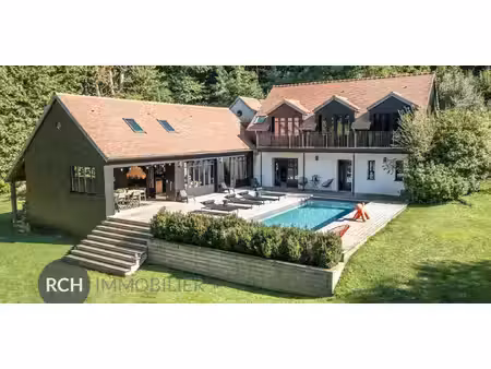 maison avec piscine et terrasse grosrouvre (78)